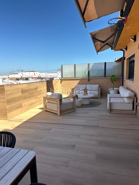 Foto 9f5bc2a3-c0e5-4d04-bb58-7c4f6225f1f8. Dachwohnung mit parking in Nou Moles Valencia