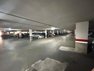 Aparcament cotxe  Carrer de tarragona. Plaza de parking grande en venta en sant pere nord