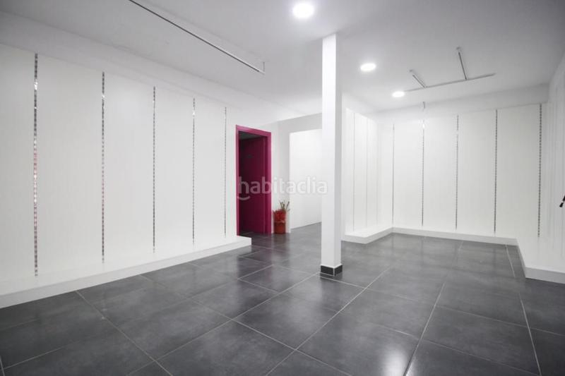 Foto 60e3ff5d-0d8f-429d-afc3-b0f88f6b7280. Local comercial  al centre ! en Barri del Centre Terrassa