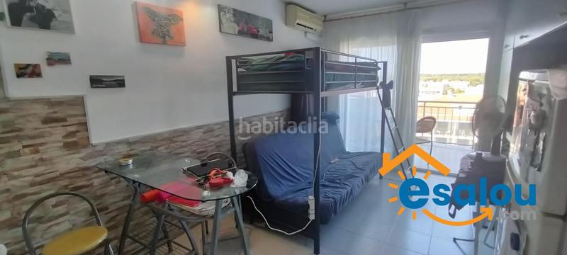 Foto 714e68db-6c91-4bba-b37a-d7a06ac7b299. Apartament amb piscina a Mar i Camp - Platja dels Capellans Salou
