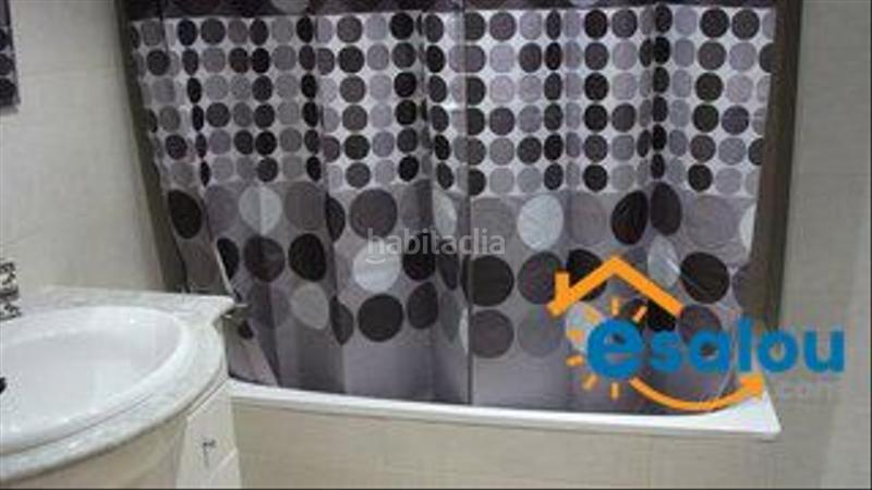 Foto abe4e43f-cc06-43df-92c7-bbc3a965465d. Estudi amb piscina a La Pineda Vila-seca