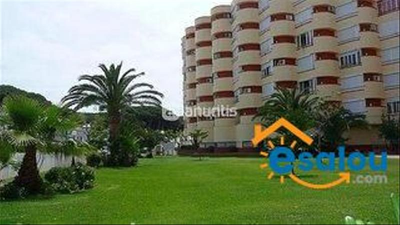 Foto ec36eaa6-ded7-40ea-abcc-a00792cd2a80. Estudi amb piscina a La Pineda Vila-seca