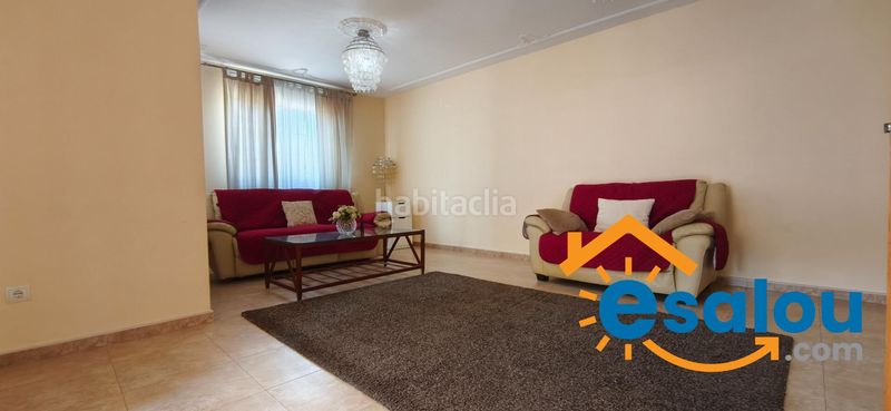 Foto d6a82e14-2089-44c8-bfb2-f6e27b893b8b. Casa amb aparcament a Mas de Clariana Cambrils
