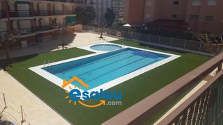 Apartament a La Pineda. Apartamento en calle enrico caruso 3 de la pineda