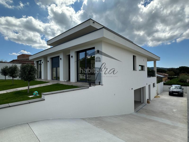Foto a7ffe763-4e01-4e73-868b-4172893f0665. Casa amb calefacció aparcament piscina a La Goba Vidreres