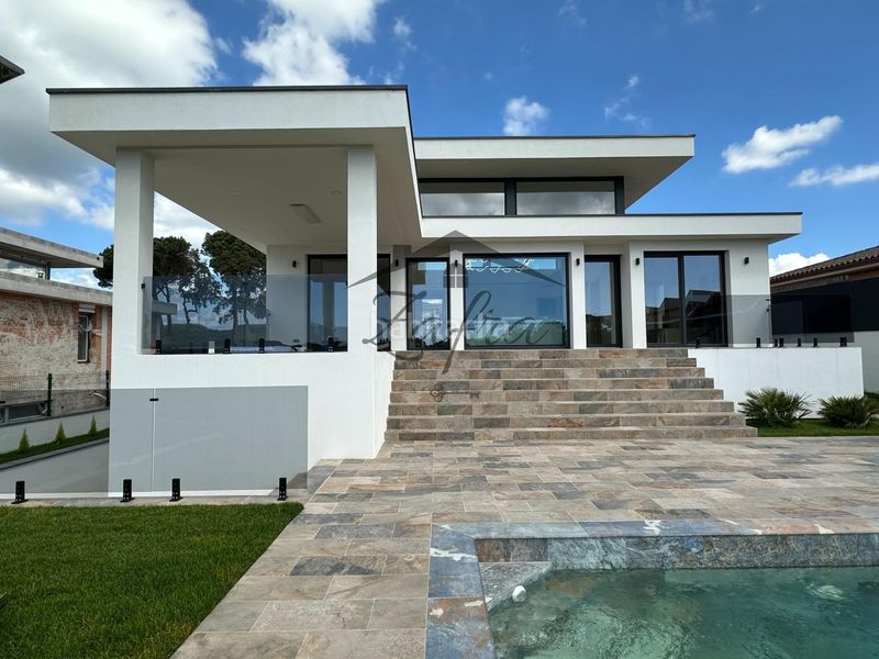 Foto ac98803b-4812-47eb-8dee-7ce7f5d659e6. Casa amb calefacció aparcament piscina a La Goba Vidreres