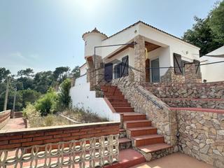 Casa a Lloret Residencial - Montlloret. Preciosa casa con vistas al mar en urb de lloret