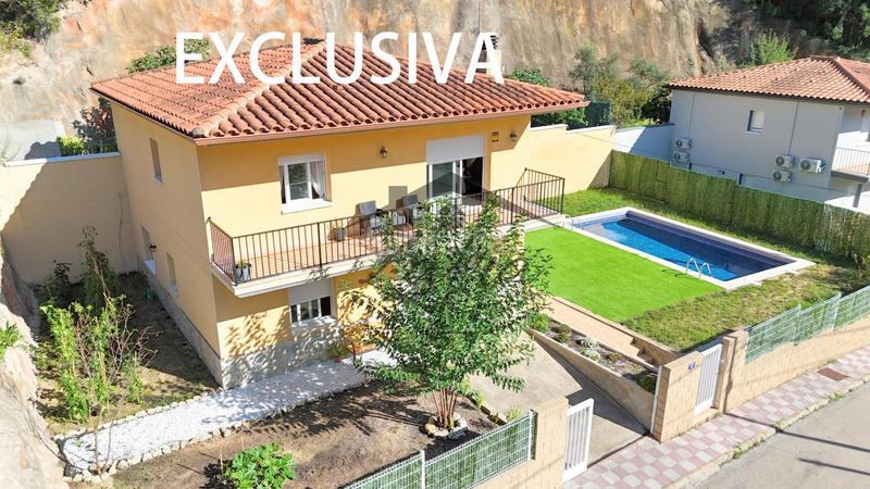 Foto 55d3bdfa-f293-46a9-8e47-3a15e63aacff. House with parking pool in Aiguaviva Parc Vidreres