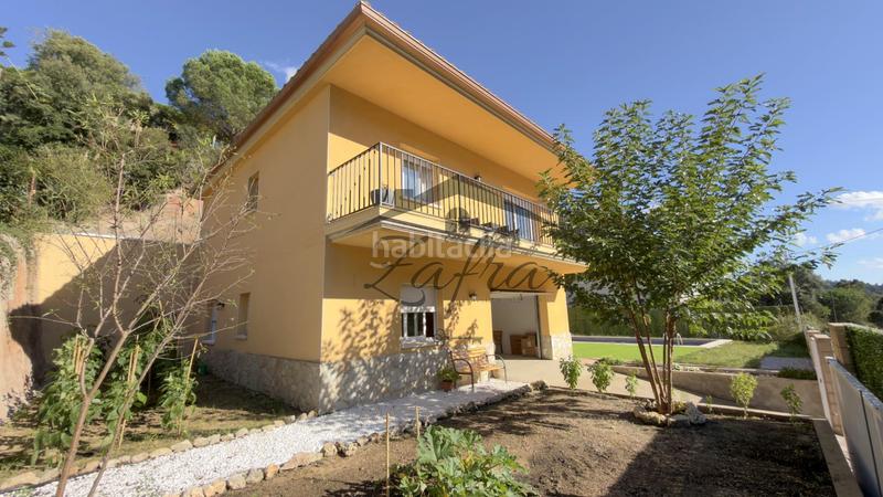 Foto eb9c1d0a-6dca-40b7-bccd-b031282e365a. House with parking pool in Aiguaviva Parc Vidreres