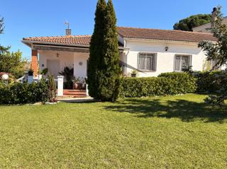 Casa  Carrer carrer de sant pau, 33. Acogedora casa en montbarbat  maçanet de la selva