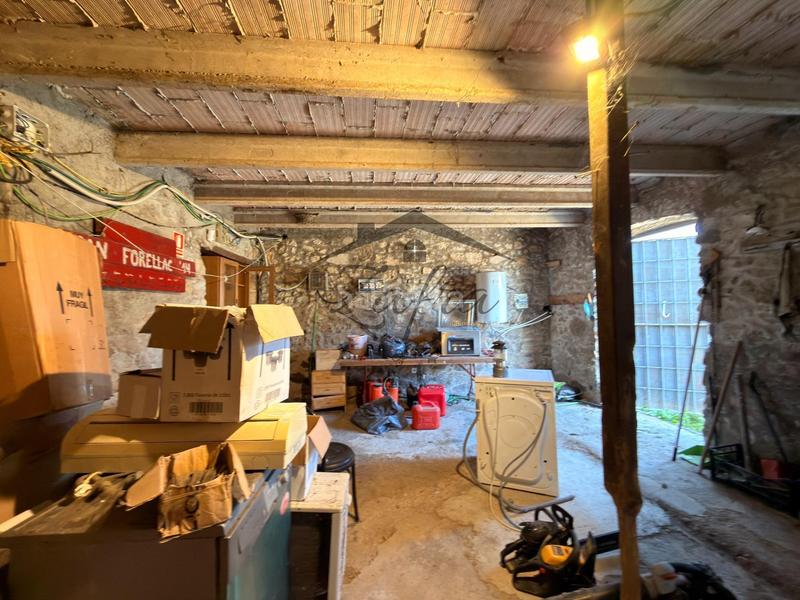 Foto 1e2f9287-e03b-4699-81b9-72b6c4c96c81. Masía en carrer Sils 6 masia del 1800 en Sils