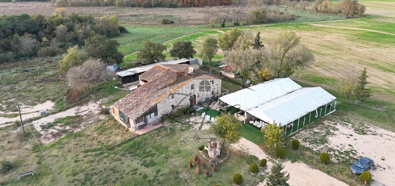 Foto e3b9daf5-8f2c-4d4d-8161-f004af607ebe. Masía en carrer Sils 6 masia del 1800 en Sils