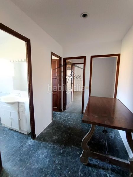 Foto 94089f30-1ed1-49bf-99fa-fae63e16b638. Casa amb aparcament a Centre Vidreres