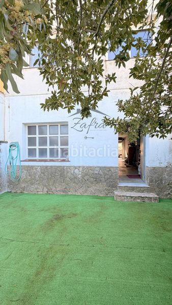 Foto 92f33d1a-f5ac-44a9-8041-e59a29a30e9d. Casa adossada amb calefacció aparcament a Centre Vidreres