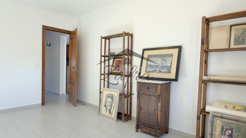 Foto a928059b-f929-4b55-b0b0-a8d5fa9af187. Casa adossada amb calefacció aparcament a Centre Vidreres