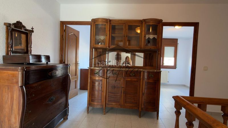 Foto b4015ce0-097a-4f14-96a4-a4ba66e8161f. Casa adossada amb calefacció aparcament a Centre Vidreres
