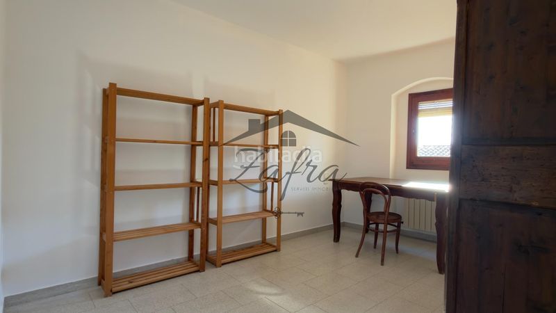 Foto cca3568d-6a82-4be6-bbe5-30fa5185e5ff. Casa adossada amb calefacció aparcament a Centre Vidreres