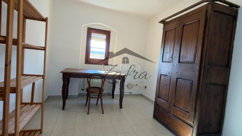 Foto d5e1dfd7-86f8-4f57-bbba-1cb3e5e70638. Casa adossada amb calefacció aparcament a Centre Vidreres