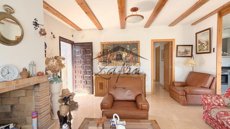 Foto 140351d4-97ac-4e23-974c-29906d84a0cf. Casa amb aparcament a Terrafortuna - Puig Ventós Vidreres