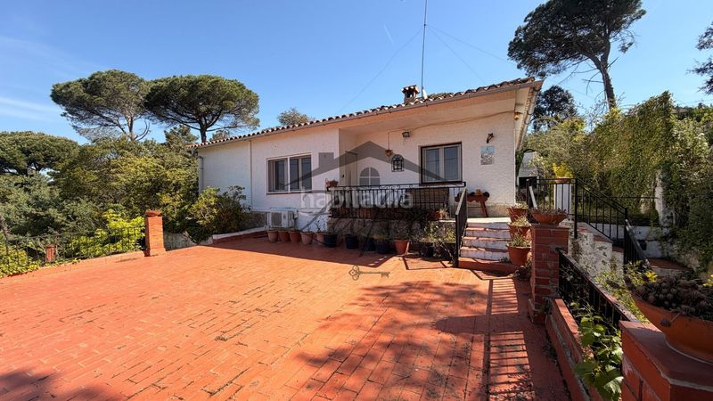 Foto f1a28af2-0813-4ca2-a587-71fe7e9d16d2. Casa amb calefacció aparcament piscina a Montbarbat Maçanet de la Selva