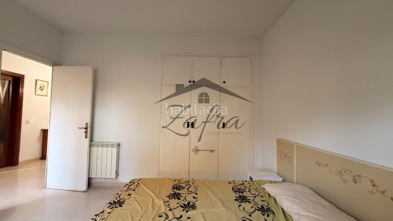 Foto eeb4771d-6c00-4e6c-a101-90f8dc24312e. Casa amb calefacció aparcament a Centre Vidreres