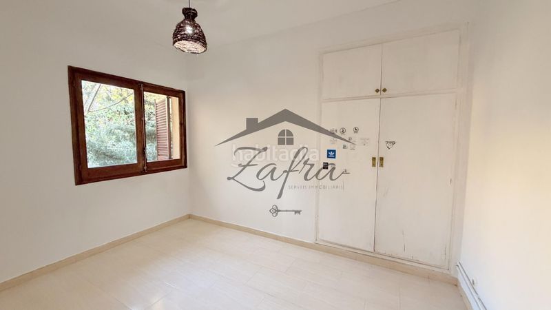 Foto f7d9407b-f95e-403b-b05a-03c7f0f6044a. Casa amb calefacció aparcament a Centre Vidreres