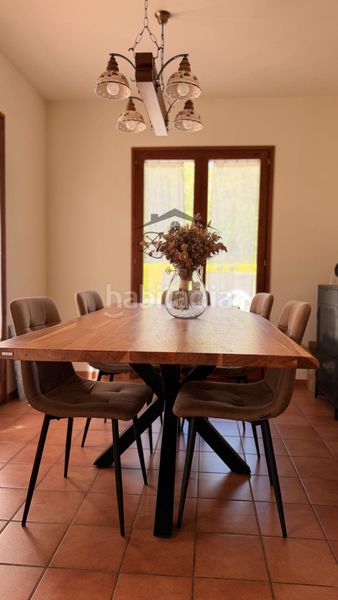 Foto 05f8729a-0ad7-45ad-8366-f19943252f82. Casa amb aparcament piscina a Caldes de Malavella