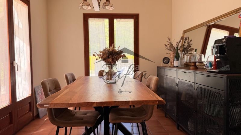 Foto aef51da7-19b8-4e09-8a2c-9b1ff0fa99e7. Casa amb aparcament piscina a Caldes de Malavella