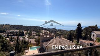 Casa  Carrer carrer àries. Magnífica vivienda con licencia turística en la urbanización san