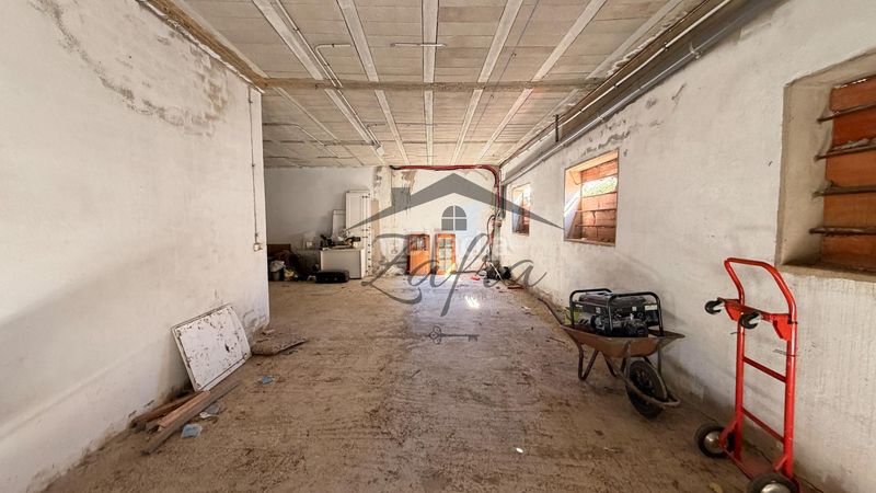 Foto a2ffe88c-bd7c-4500-bbdb-c8037a36c76f. Casa amb calefacció aparcament piscina a La Goba Vidreres