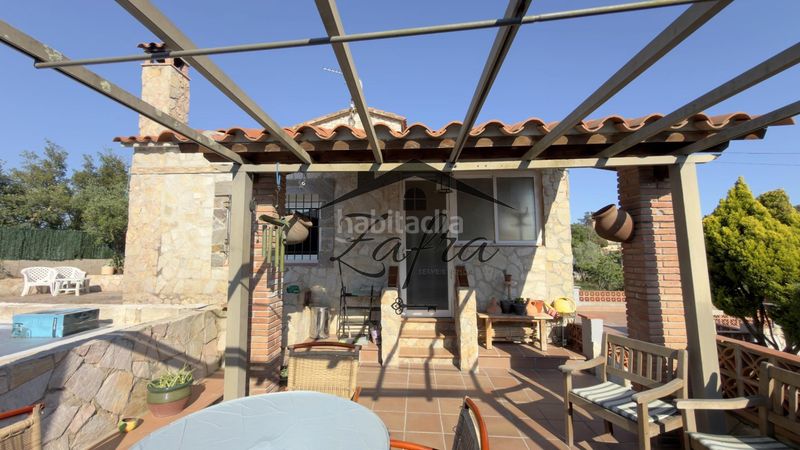 Foto 411ec732-8052-4ef9-bcf2-ebb9fe5500cd. Casa amb calefacció aparcament a Aiguaviva Parc Vidreres
