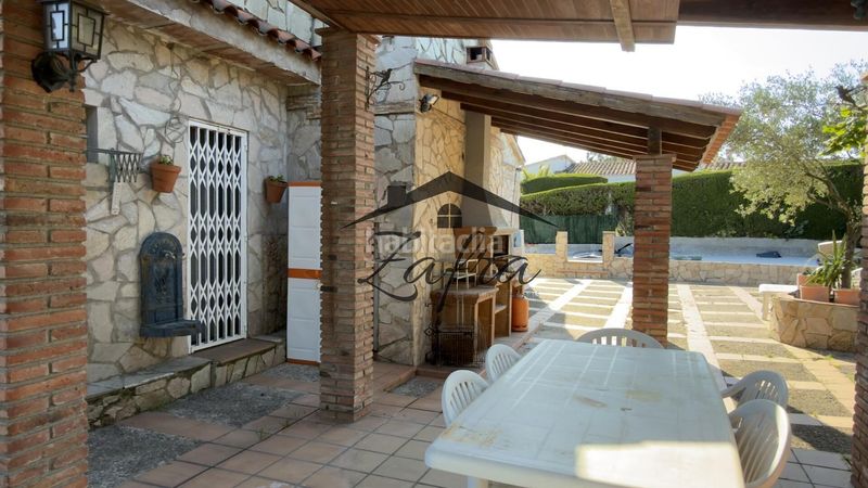 Foto 4214b3c0-bdd0-4f48-b53f-0db7753b4869. Casa amb calefacció aparcament a Aiguaviva Parc Vidreres