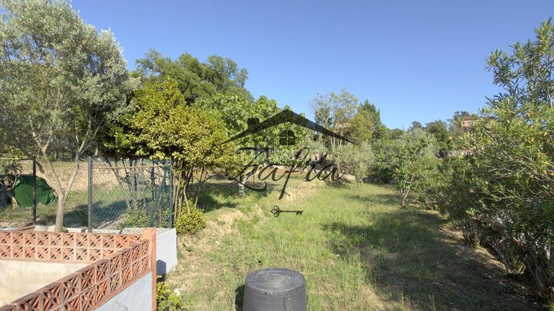 Foto 4a325005-0492-4697-9716-1f4f0a6af0c9. Casa amb calefacció aparcament a Aiguaviva Parc Vidreres