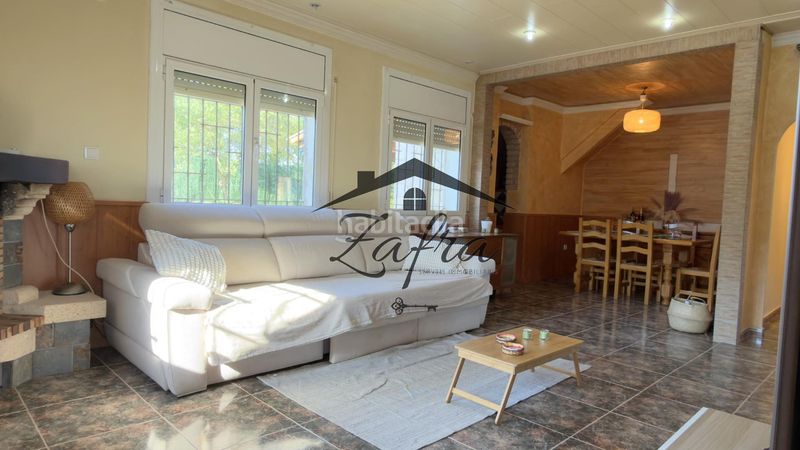 Foto a281e4b1-2c3c-45b1-a755-303142e15f27. Casa amb calefacció aparcament a Aiguaviva Parc Vidreres