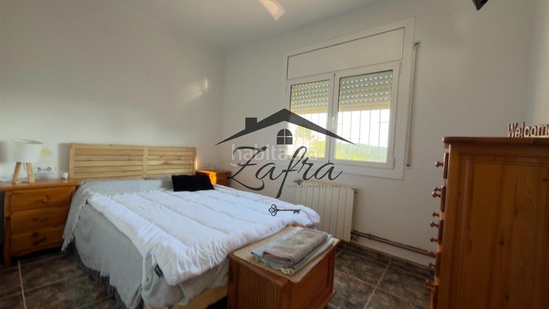 Foto b41606ba-f5c7-4c70-86f8-6966186b1b06. Casa amb calefacció aparcament a Aiguaviva Parc Vidreres