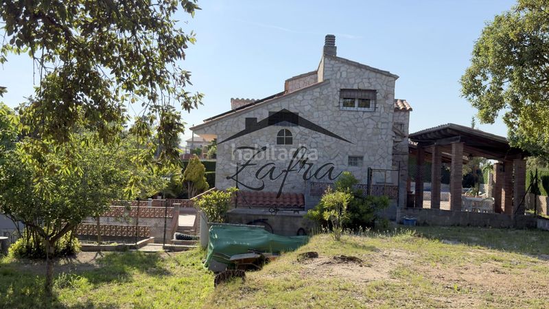 Foto e55ae7b9-c56d-413d-b002-505b56802005. Casa amb calefacció aparcament a Aiguaviva Parc Vidreres