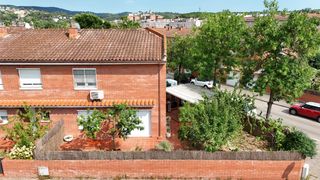 Casa adossada a Carrer Narcís Roca i Farreras