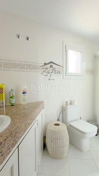 Foto 8984c959-cef9-43b6-93c3-aae9b83614b9. Casa adossada amb calefacció aparcament a Fontajau - Sant Ponç Girona