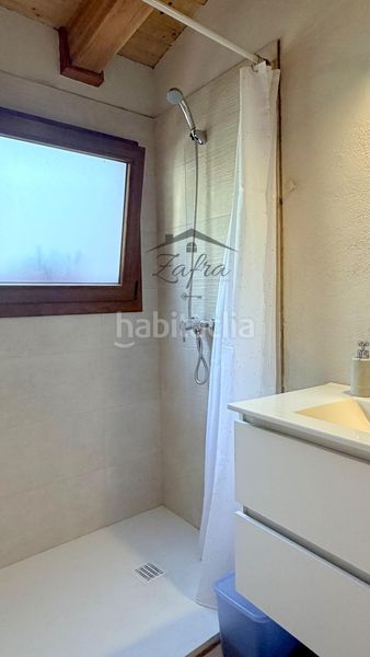 Foto 0bfd1dec-8dec-435a-b9c5-5fddb14342fd. Casa adossada amb calefacció a Llagostera