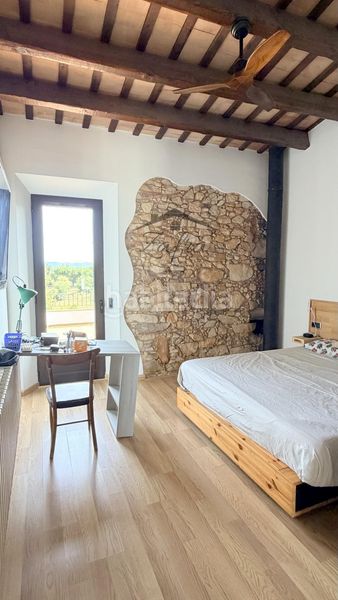Foto dbd11ac6-16f8-4e23-88d7-6762b81eb58b. Casa adossada amb calefacció a Llagostera