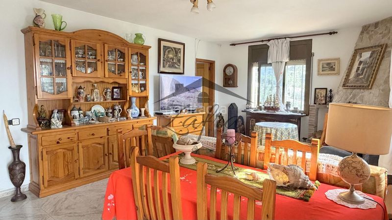 Foto c5f1e9ab-67c3-4506-9afc-b0b3f3c1e8cd. Casa amb aparcament piscina a Montbarbat Maçanet de la Selva