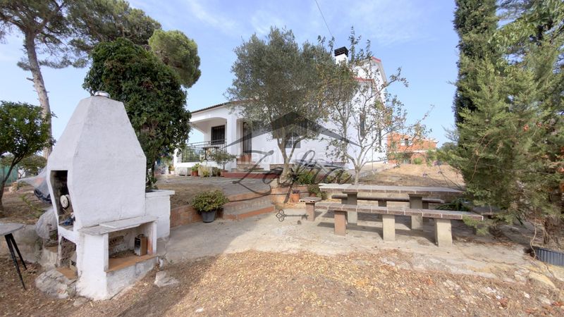 Foto e304e637-c2f0-46ee-90a5-c1e9143968d5. Casa amb aparcament piscina a Montbarbat Maçanet de la Selva