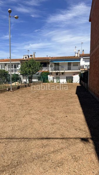 Foto 599ce8a1-7006-4fa9-a2ca-429f86a66701. Terreny residencial a Centre Vidreres