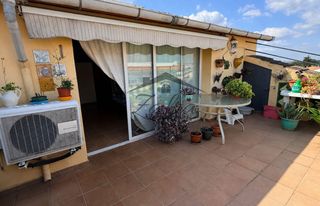 Dúplex  Carrer carrer sant jordi. Piso dúplex con terraza en vidreres