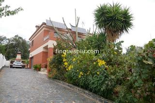 Chalet in Avinguda de argimont 83