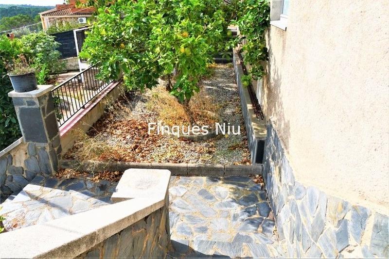 Foto ea7edf05-ea6b-4adc-9e7e-00547df56b5b. Terrain résidentiel dans avinguda arbres 159 dans Residencial Park Maçanet de la Selva