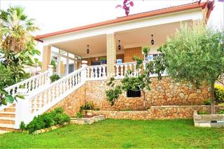 Chalet in Carrer tucan 7