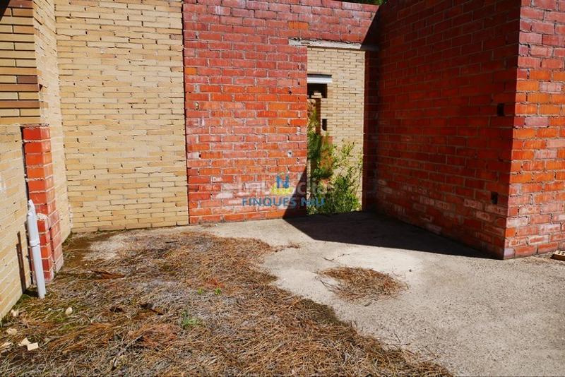 Foto fe8fdf3d-2a6d-4a8b-a47f-e2becd9520f1. Chalet dans avinguda de argimont 73 dans Riudarenes