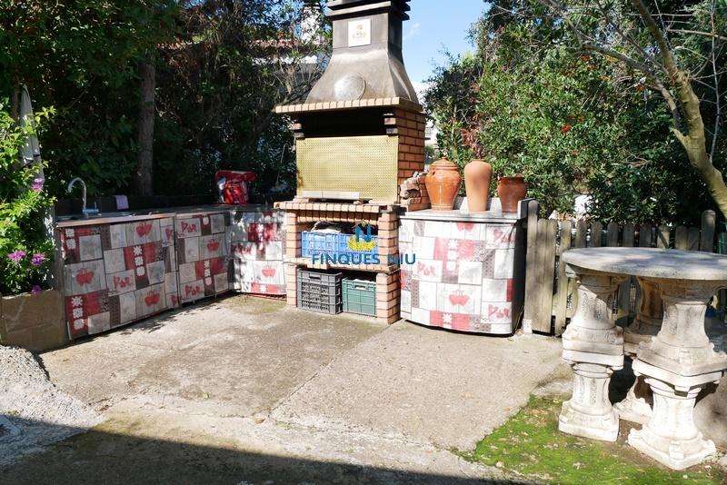 Foto 8dafb584-ddcf-4db4-b743-cd107c3a5e0a. Casa a carrer gerani 5 a Aiguaviva Parc Vidreres