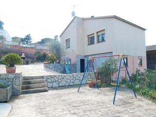 Casa en Carrer sant antoni 640. Casa con licencia turstica en montbarbat de 180m2 construidos